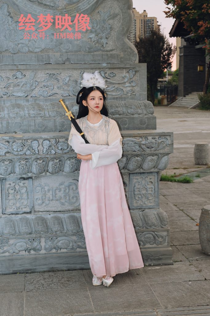 嫦娥姐姐下凡记：当古典神话遇上现代人间【413P】